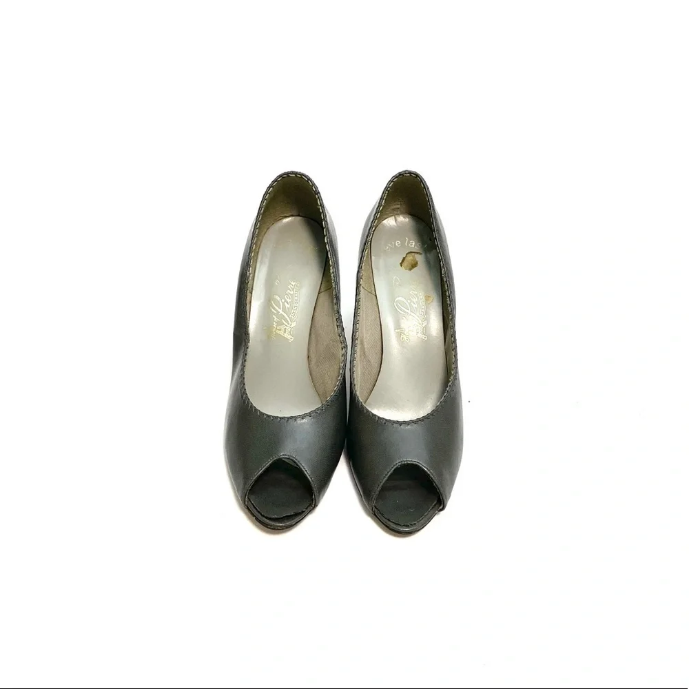 Vintage 1960s gray leather peep toe pumps